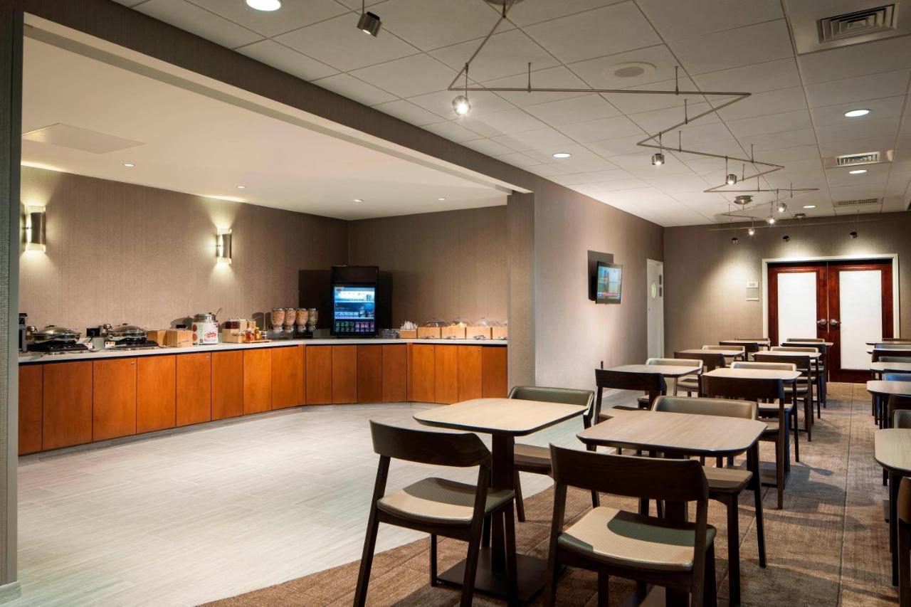  | Springhill Suites By Marriott Chicago Lincolnshire