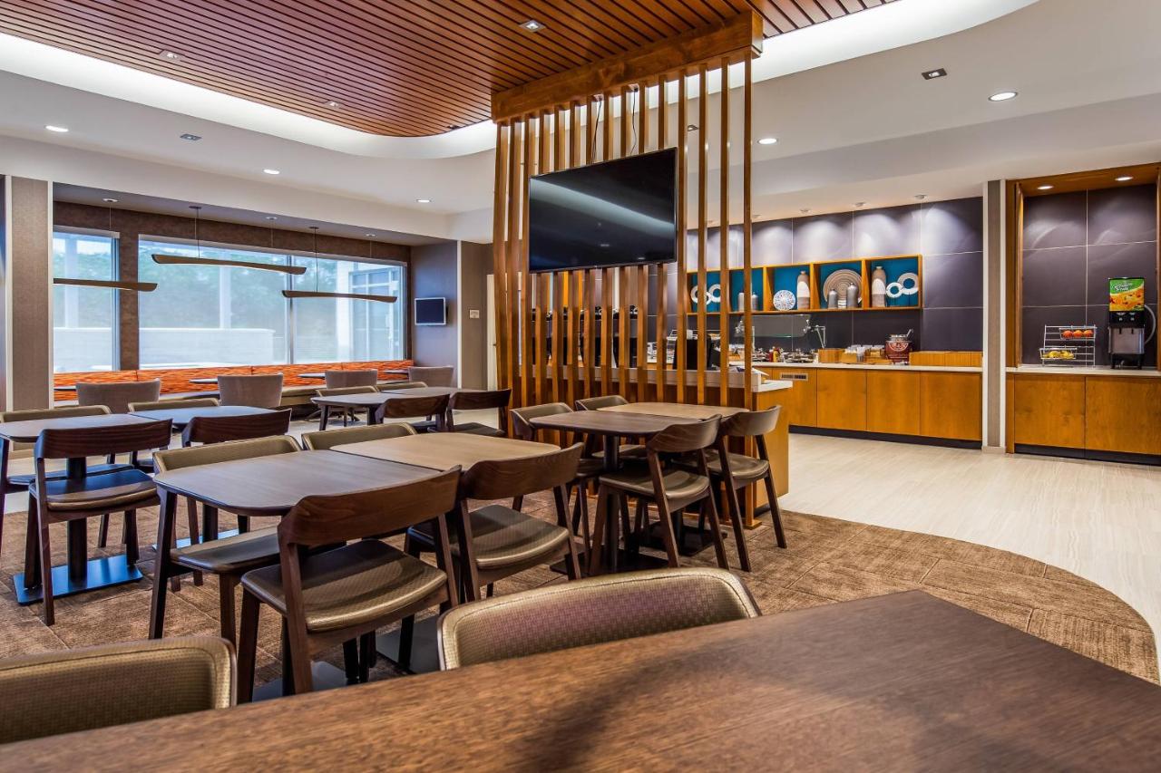 | Springhill Suites by Marriott Chambersburg
