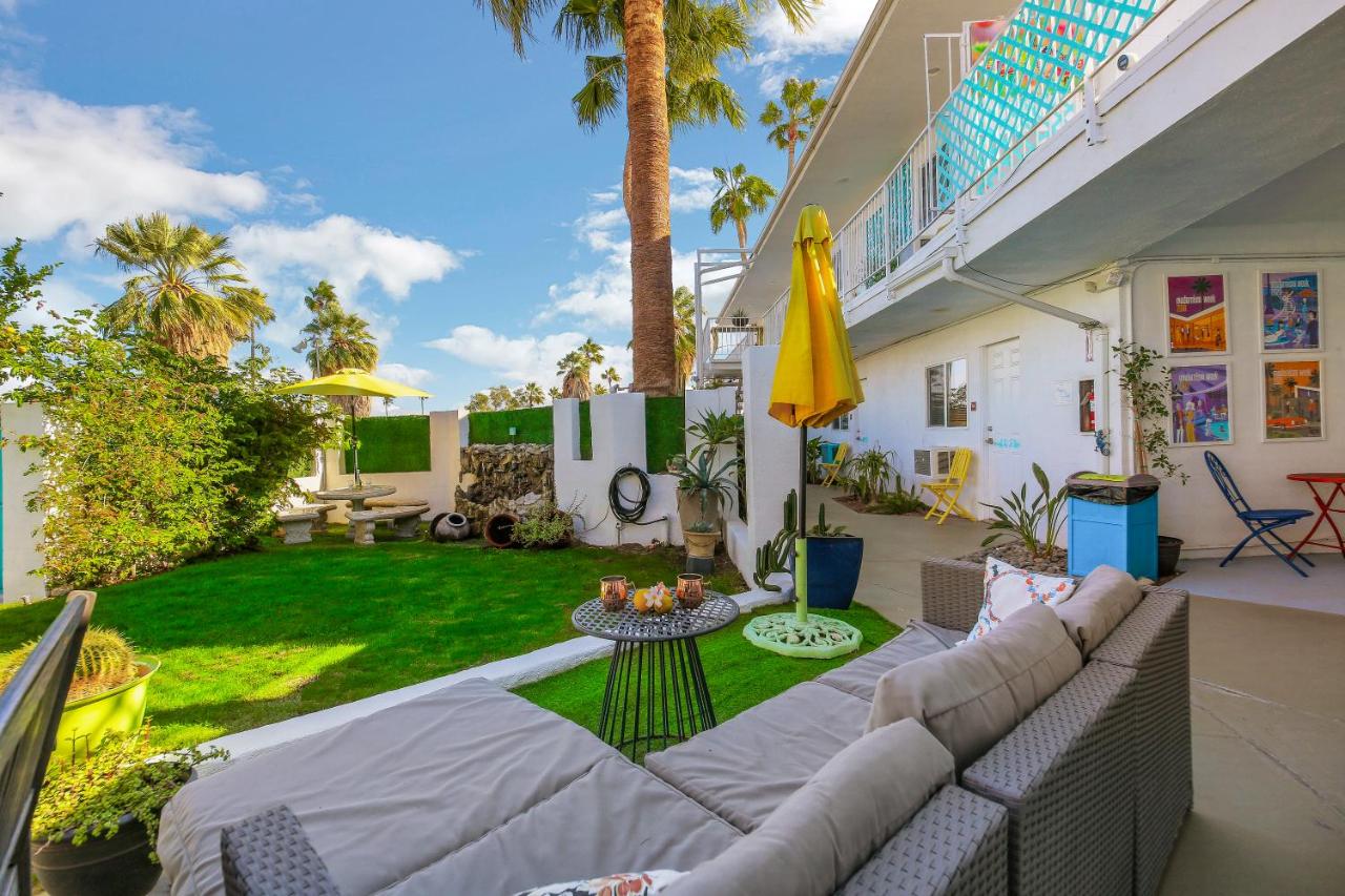 | Inn at Palm Springs