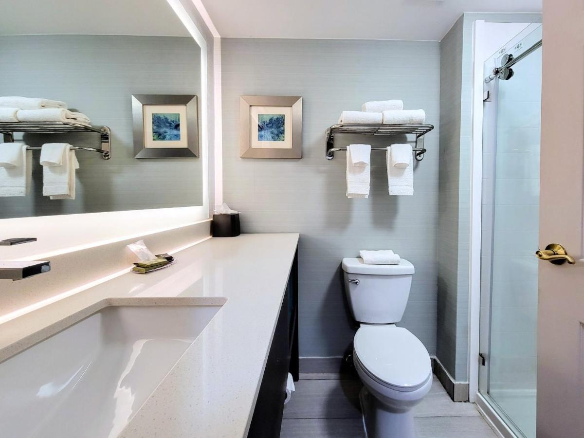 Executive Suite - Non-Smoking at Holiday Inn Belcamp - Aberdeen Area, an IHG Hotel