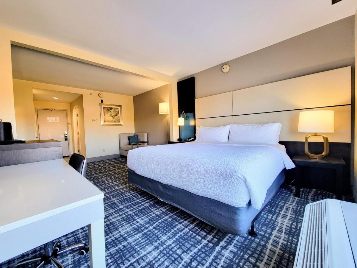 | Holiday Inn - Belcamp - Aberdeen Area, an IHG Hotel
