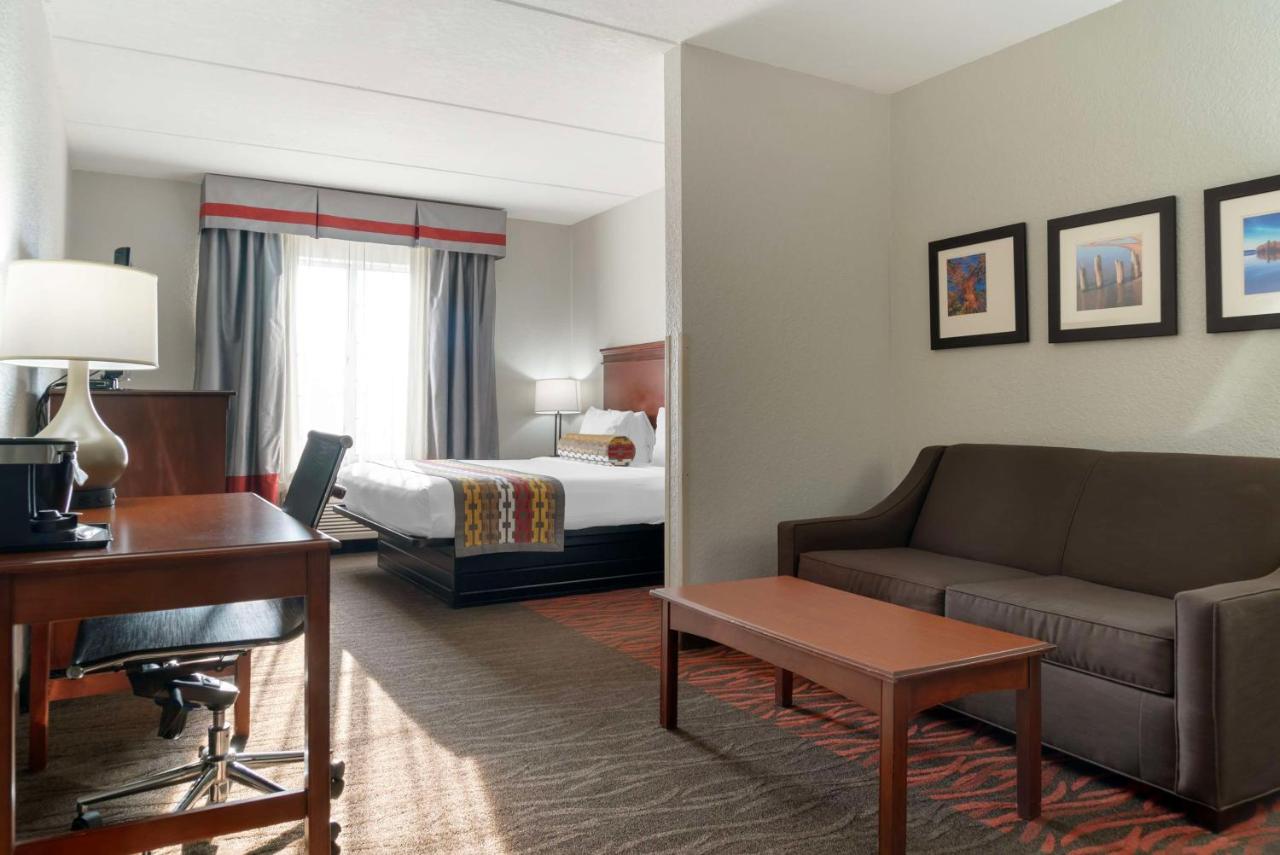 | Best Western Executive Inn & Suites