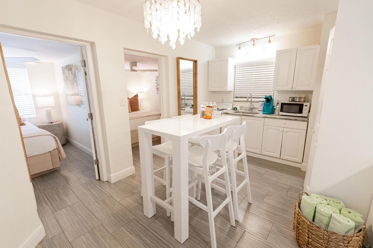  | Siesta Key Beachside Villas