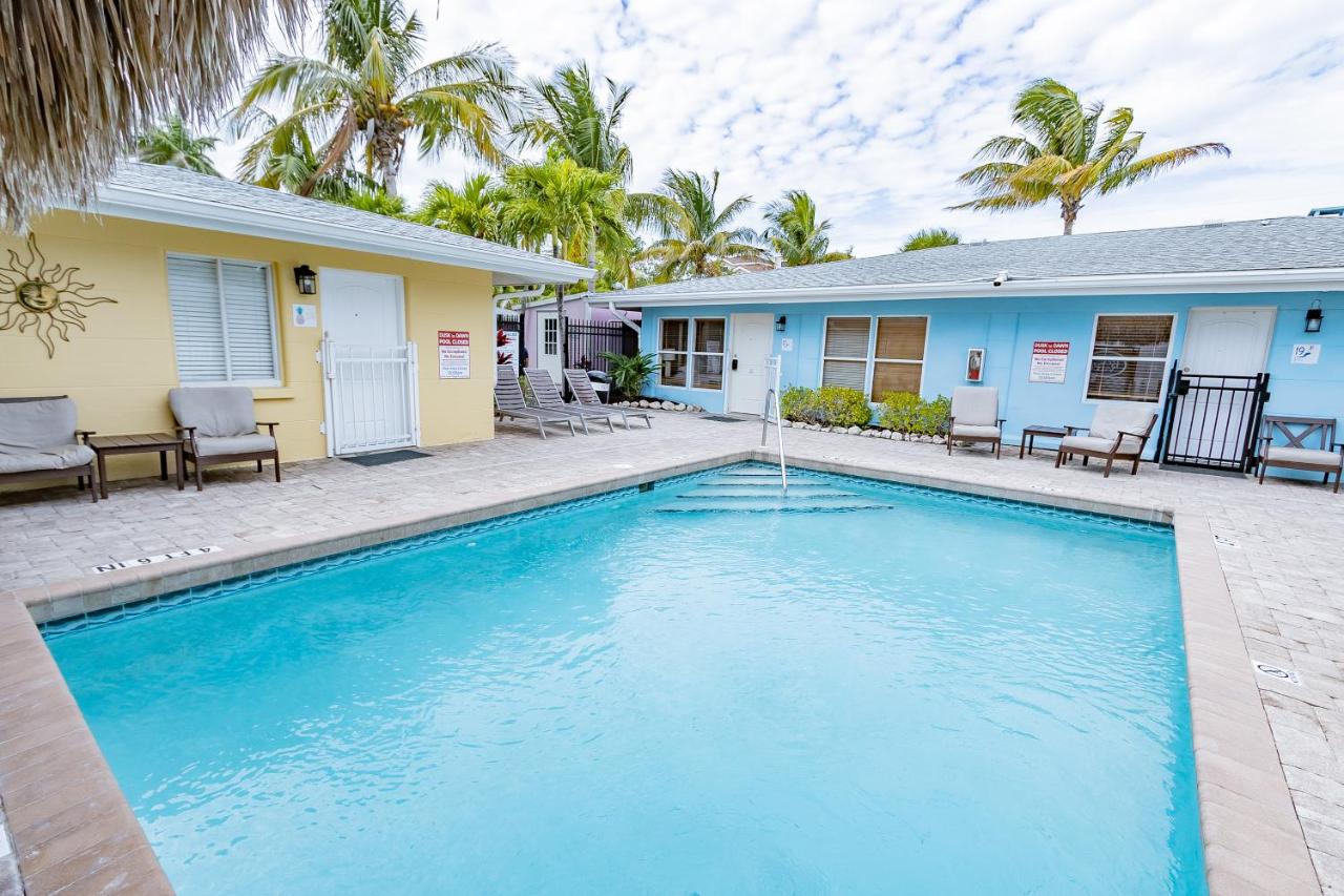  | Siesta Key Beachside Villas