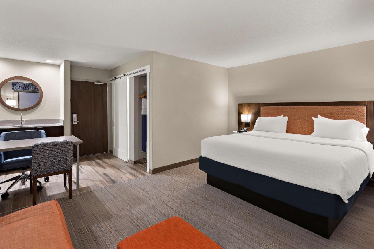 King Studio with Sofa Bed - Non-Smoking at Hampton Inn & Suites by Hilton Petoskey