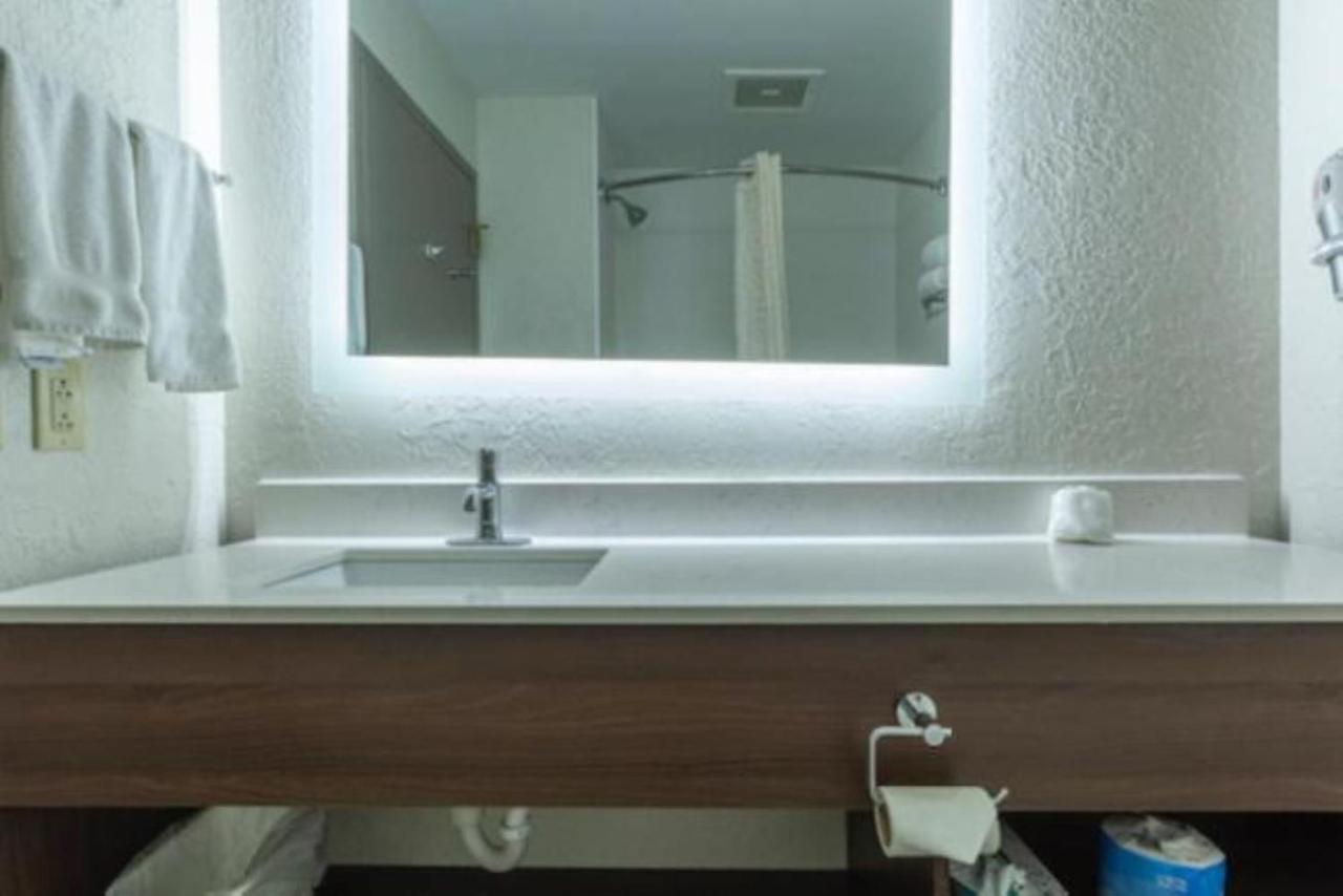 Queen Room with Two Queen Beds at Lancaster Inn and Suites