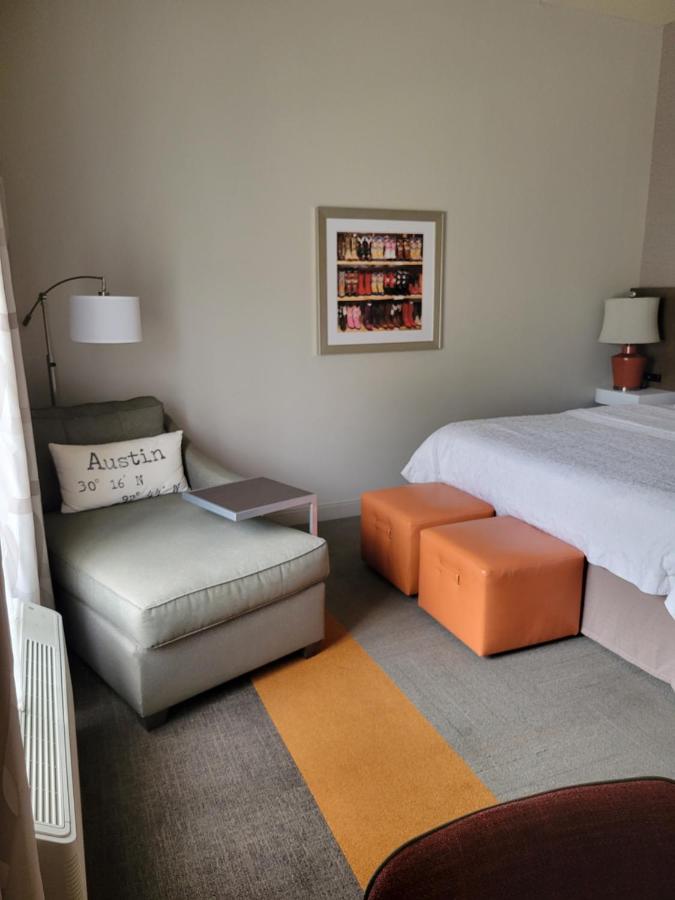 Deluxe King Room - Non-Smoking at Hampton Inn & Suites Austin Cedar Park-Lakeline