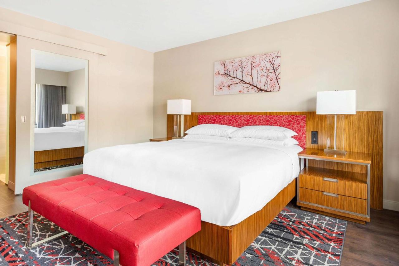 | Hilton Club The District Washington DC