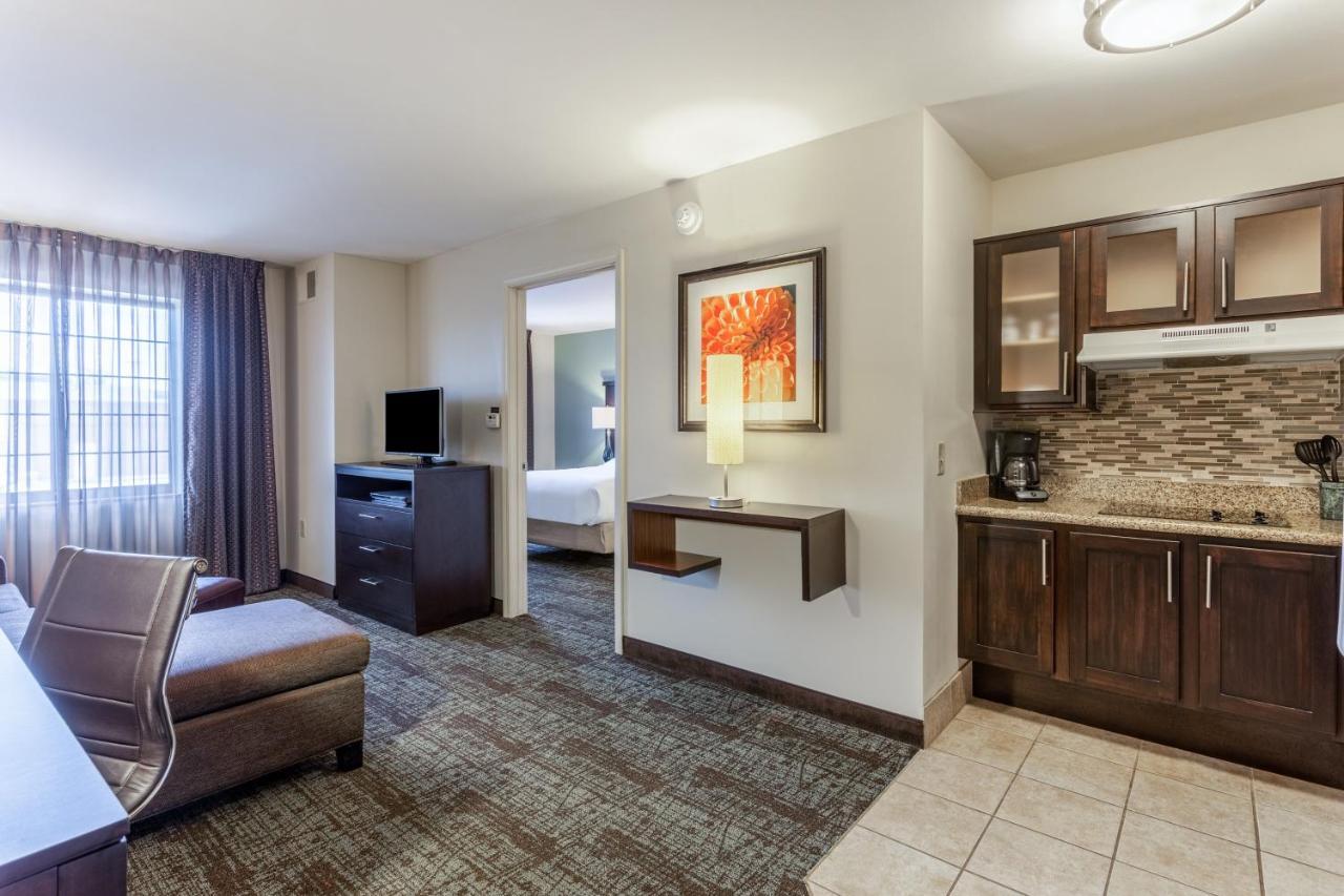  | Staybridge Suites Davenport, an IHG Hotel