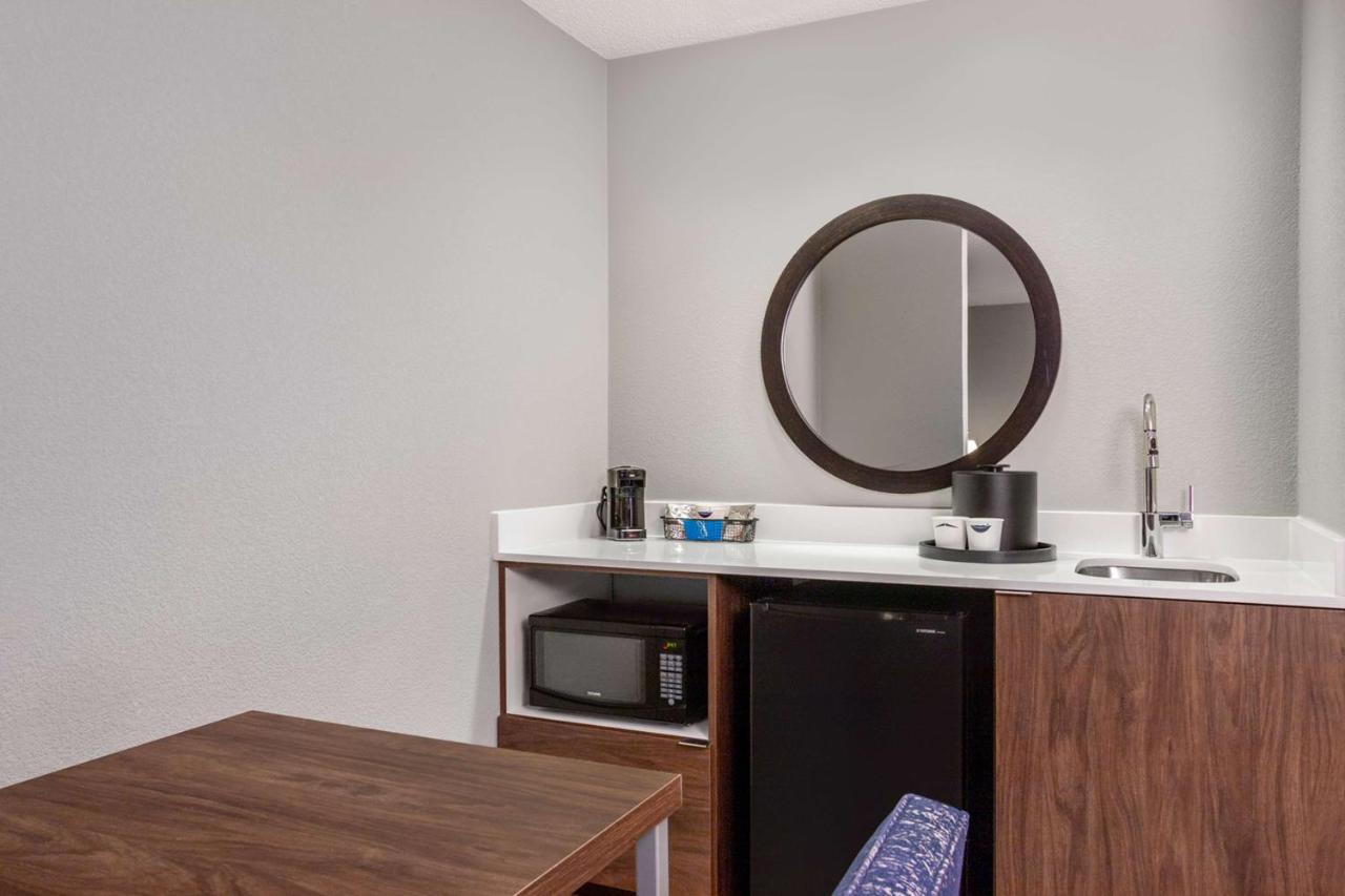 King Suite with Sofa Bed - Non-Smoking at Hampton Inn & Suites Muncie