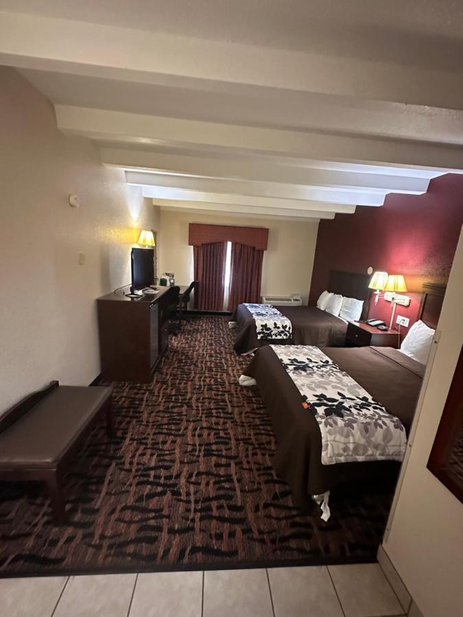 Queen Room with Two Queen Beds - Non-Smoking at Executive inn
