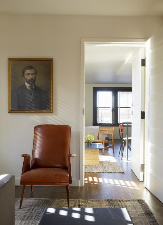 King Suite at Neptune, an Ash Hotel