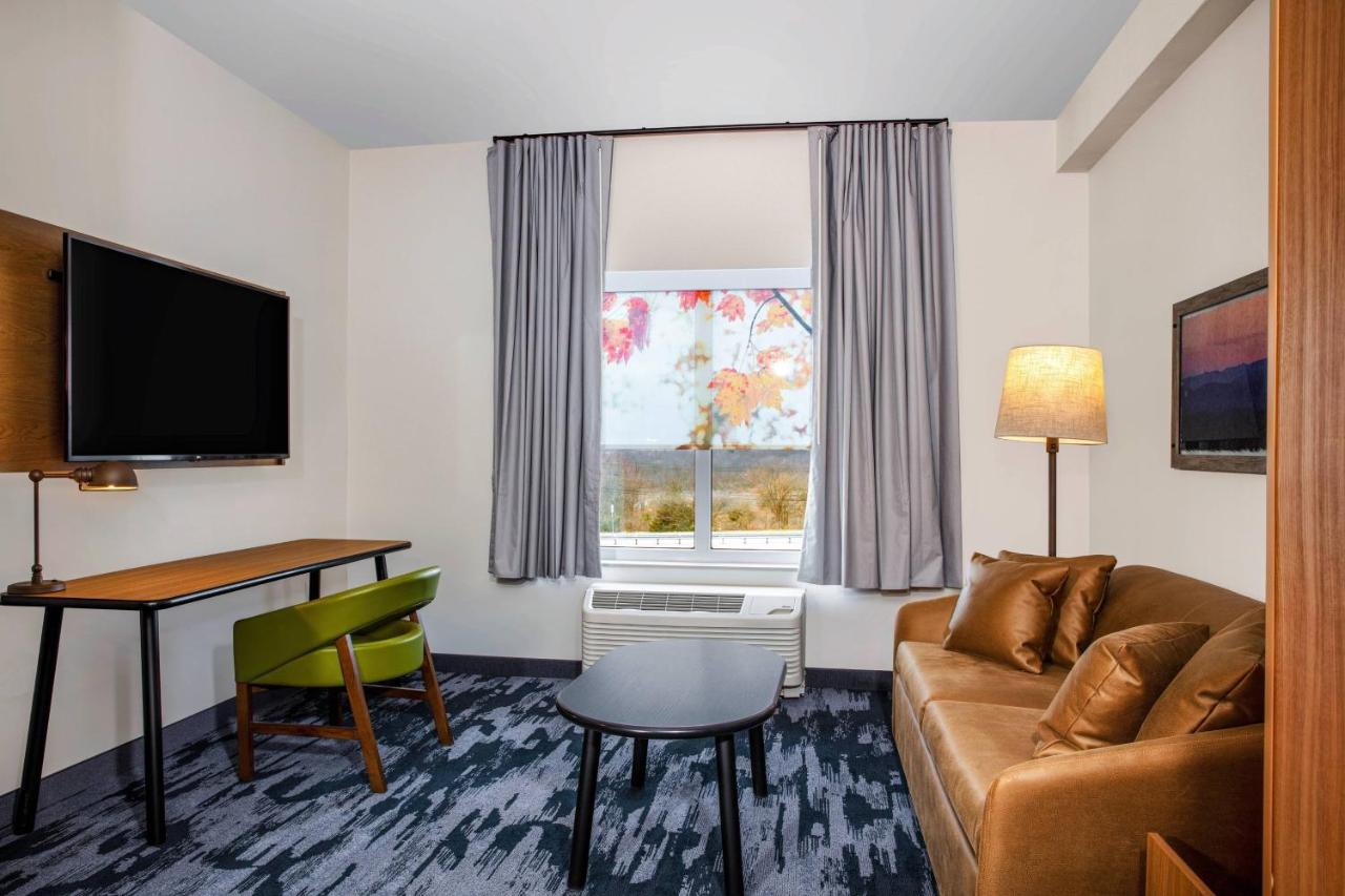 | Fairfield by Marriott Inn & Suites Harrisburg West/Mechanicsburg