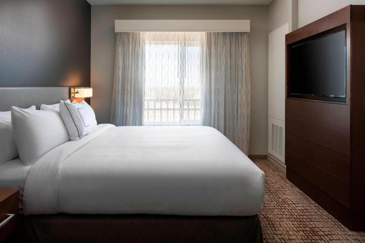 One-Bedroom King Suite with Sofa Bed at Residence Inn by Marriott Redwood City San Carlos