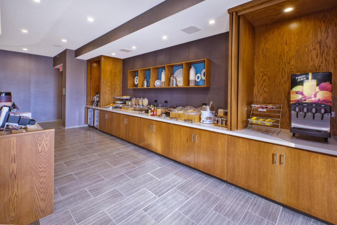 | SpringHill Suites by Marriott St. Joseph Benton Harbor