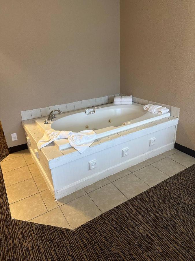 Deluxe King Studio Suite - Non-Smoking at Baymont by Wyndham Lawrenceburg
