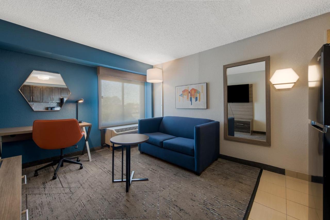  | Holiday Inn Express Hotels- Hampton, an IHG Hotel