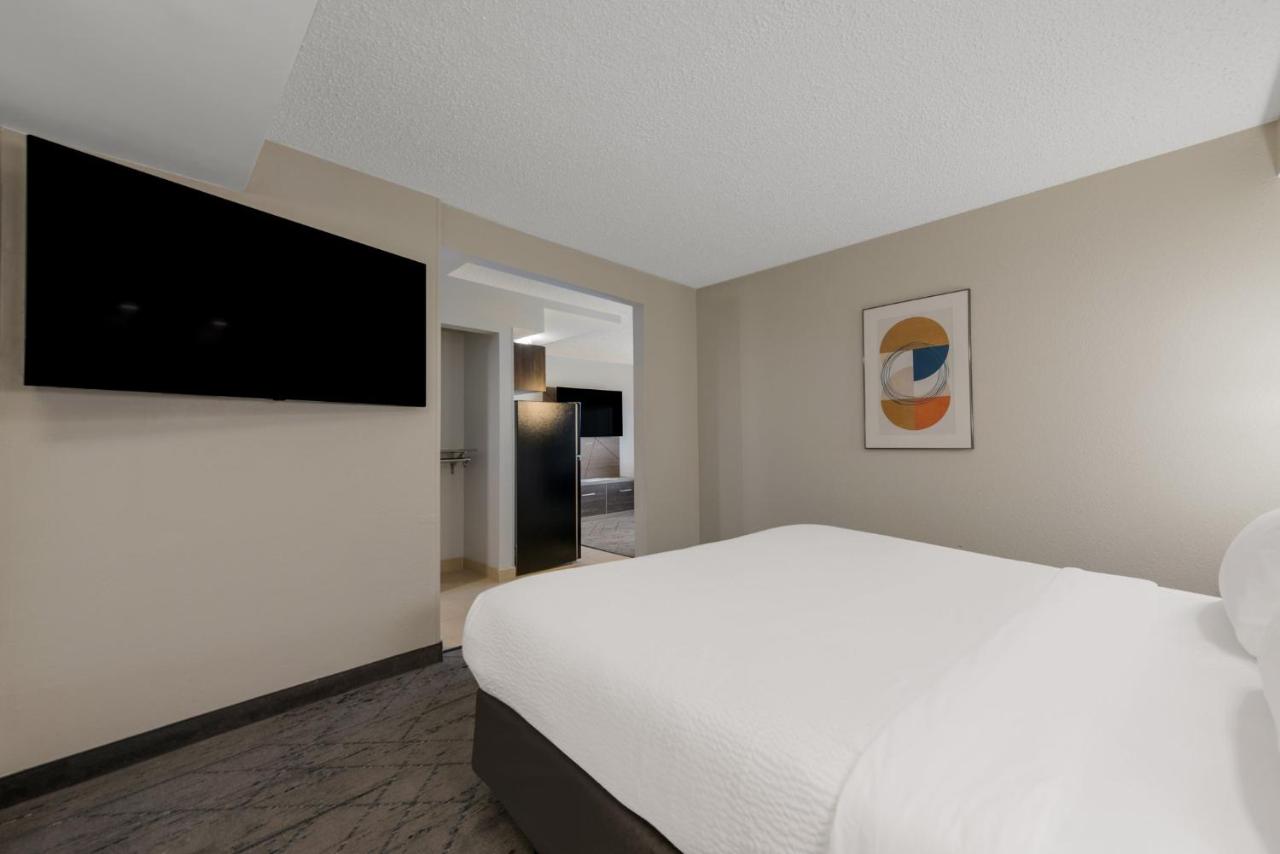  | Holiday Inn Express Hotels- Hampton, an IHG Hotel