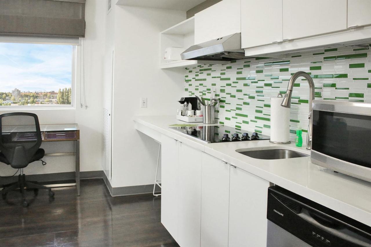 | Element Miami Doral