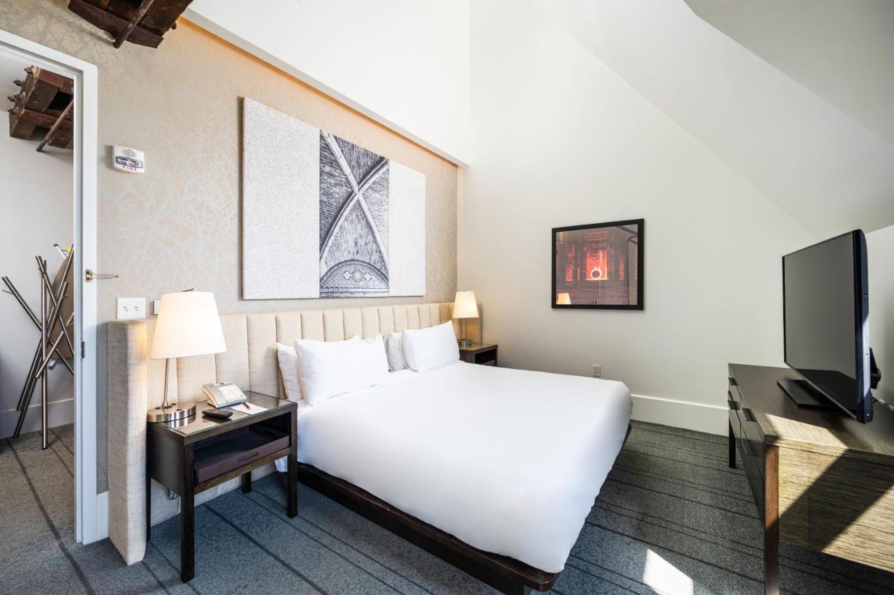 Superior Suite at The Richardson Hotel