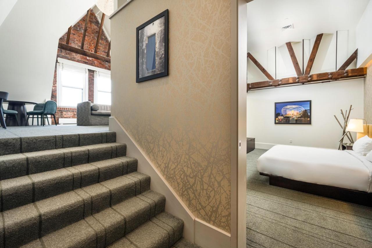 Superior Suite at The Richardson Hotel