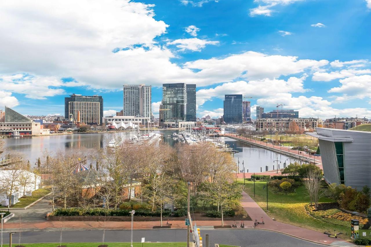 Mobility/Hearing Accessible One Bedroom Ambassador Suite, Roll-in Shower at The Royal Sonesta Harbor Court Baltimore