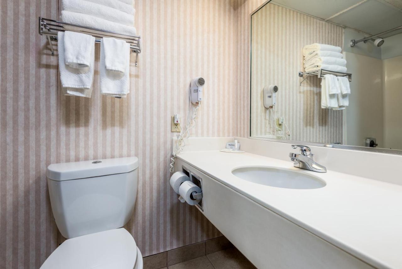  | Baymont by Wyndham Bartonsville Poconos