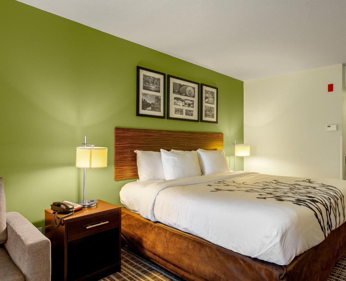 | Sleep Inn & Suites Harbour Pointe Midlothian