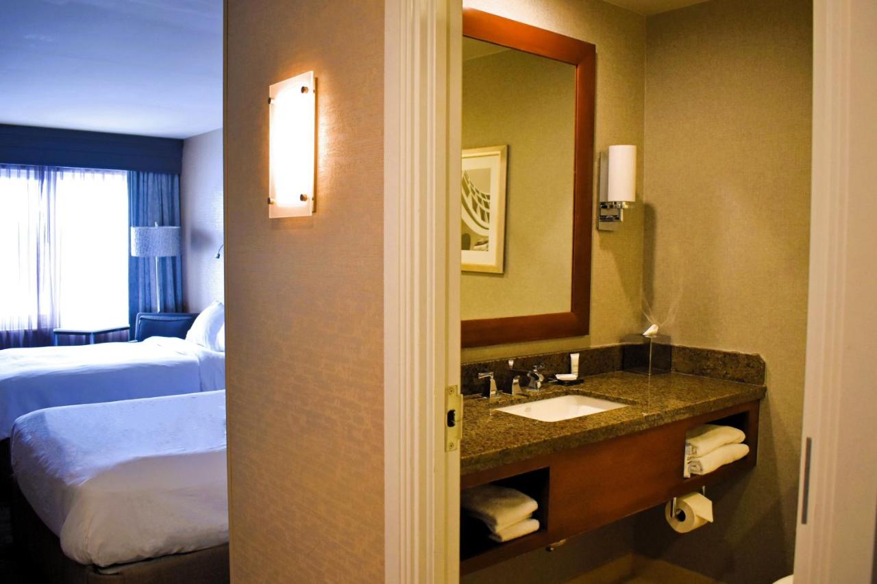 Double Room with Two Double Beds at Rochester Airport Marriott