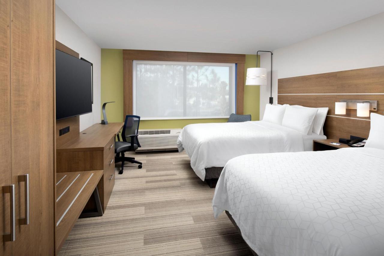 Executive Double Room with Two Double Beds - Non-Smoking at Holiday Inn Express & Suites Kingsland I-95-Naval Base Area by IHG