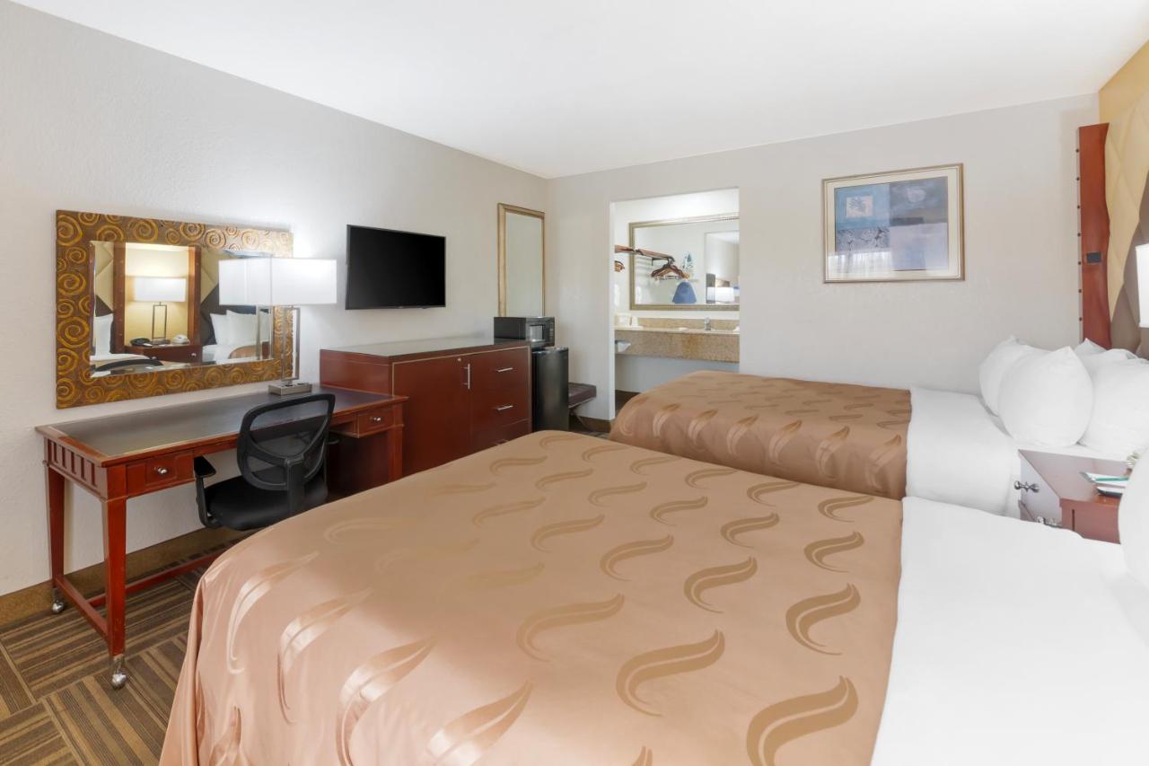 Double Room with Two Double Beds - Non-Smoking - Exterior Corridor at Quality Inn Florida City - Gateway to the Keys