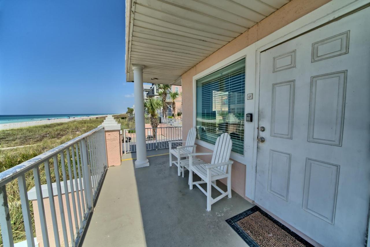  | Pineapple Villas