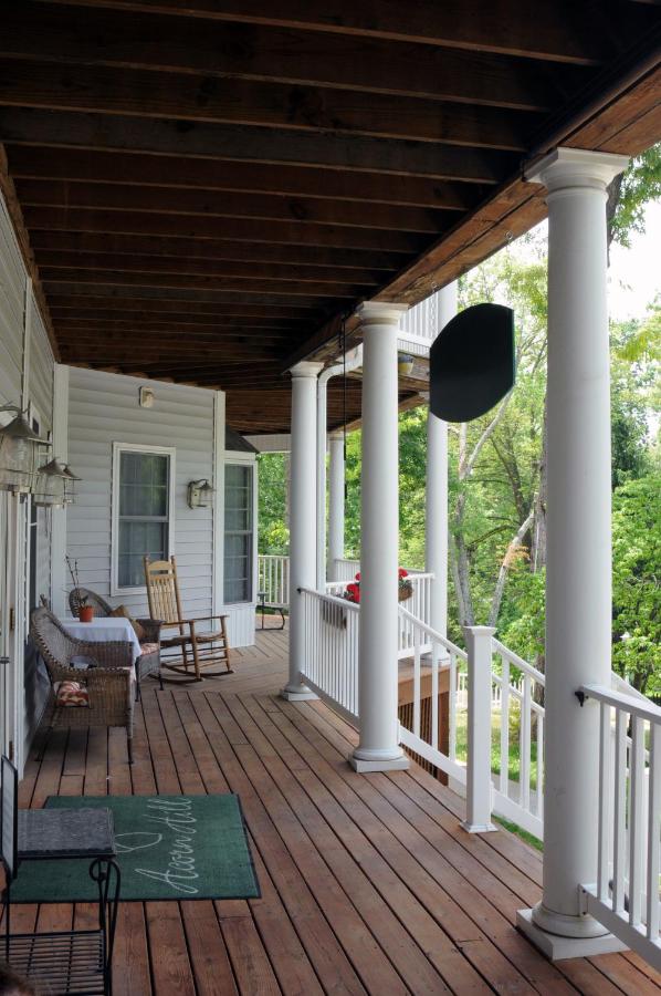  | Acorn Hill Lodge and Spa