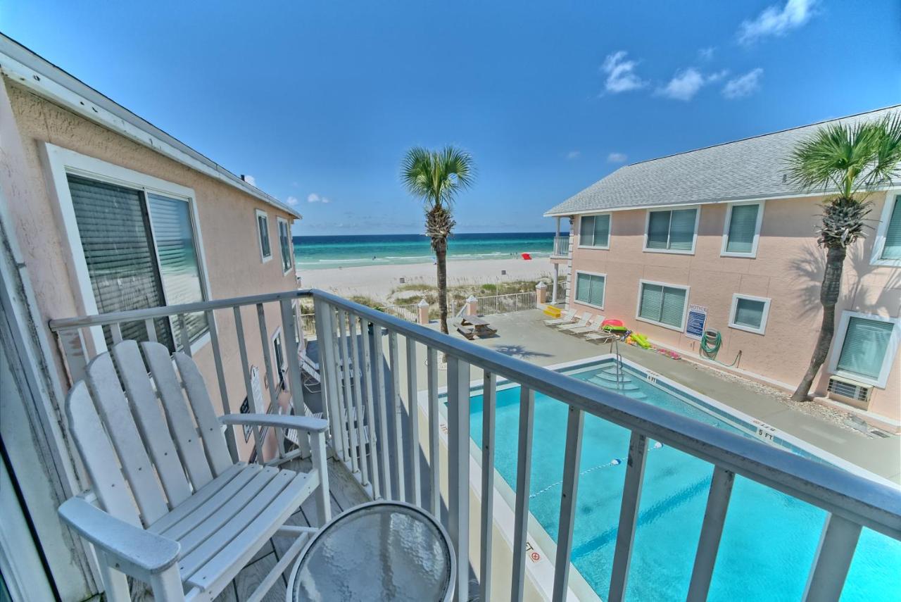  | Pineapple Villas