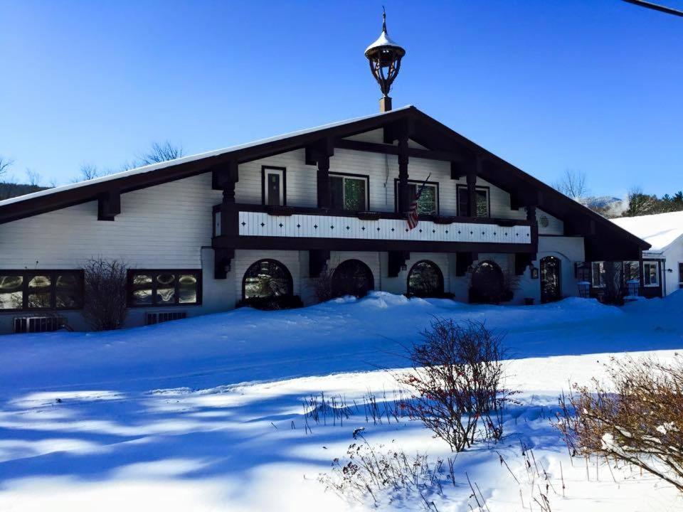 | Northern Lights Lodge