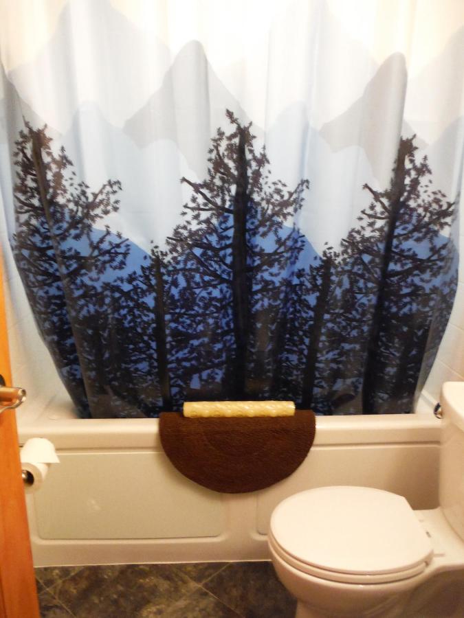  | Talkeetna Love-Lee Cabins