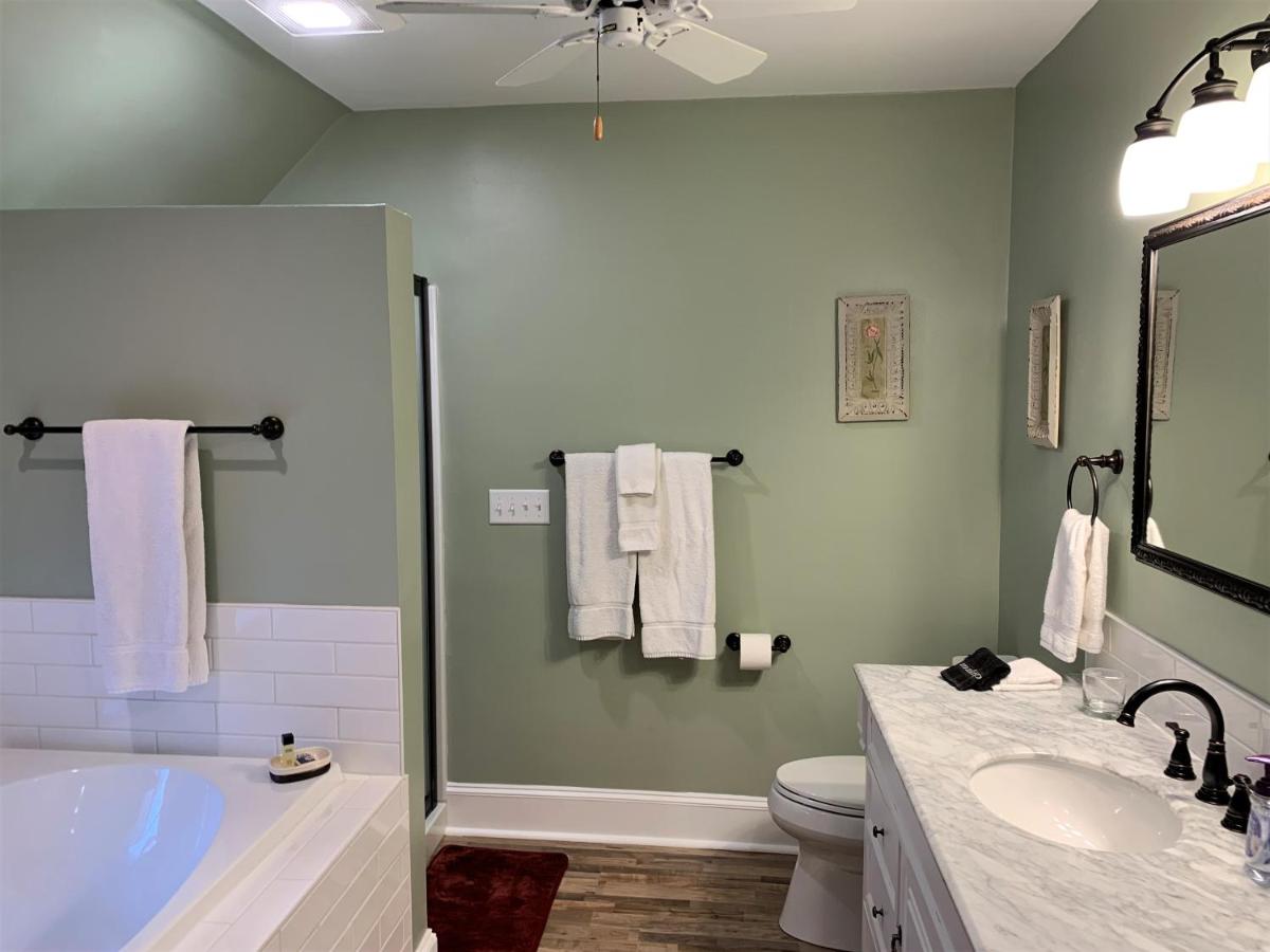 | Franklin Street Inn Bed & Breakfast