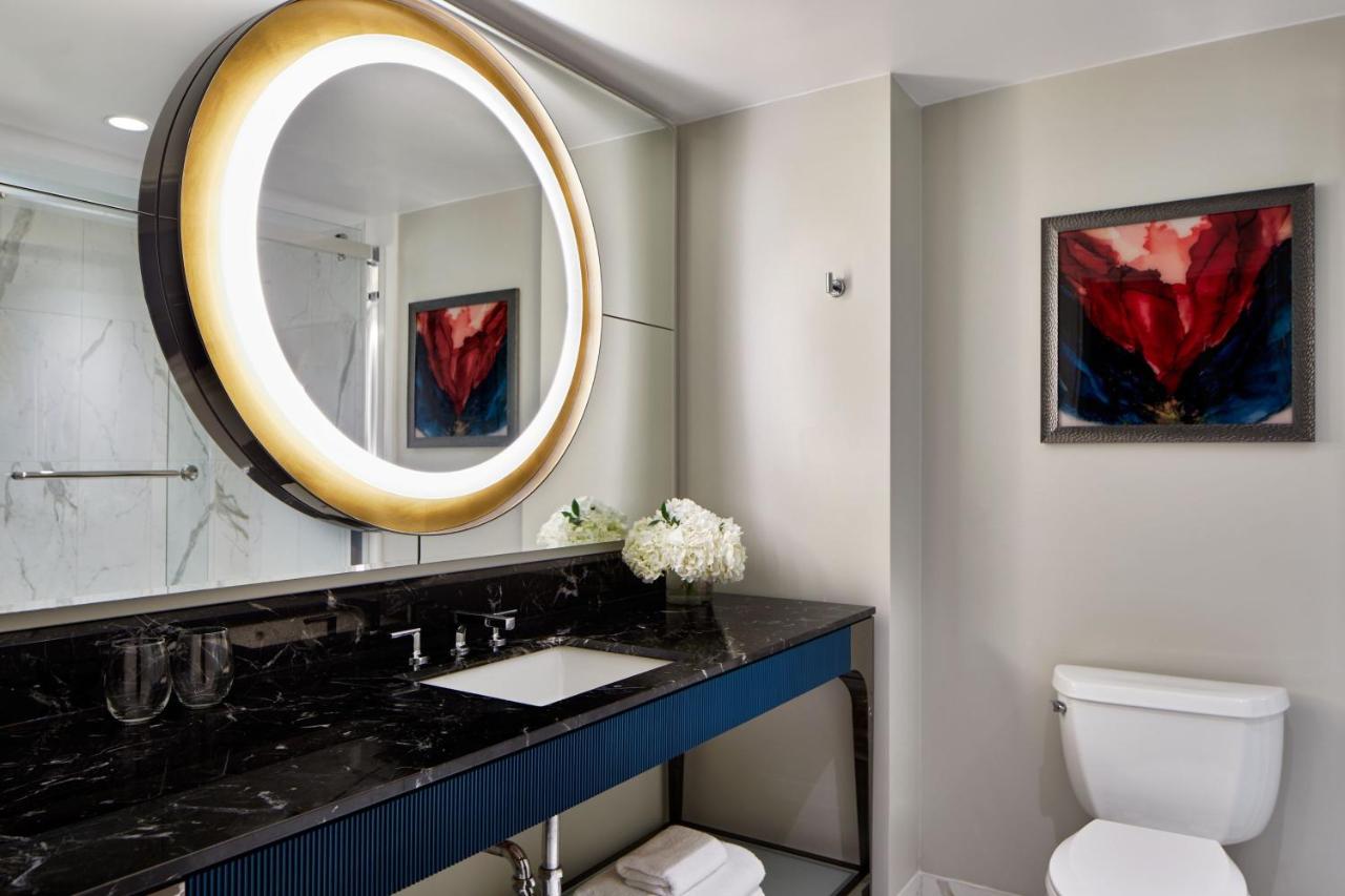 Guest room, 1 King Bed at Hotel Beauden, Autograph Collection