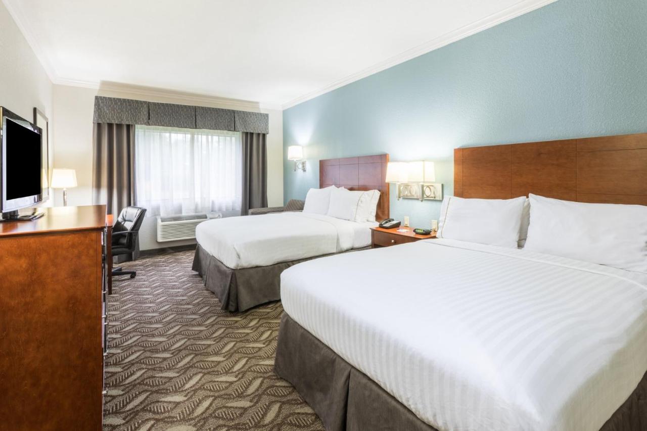 | Holiday Inn Express Hotel & Suites Lake Charles, an IHG Hotel