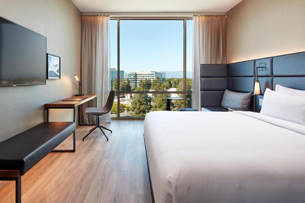 Guest Room, 1 King at AC Hotel by Marriott San Jose Santa Clara
