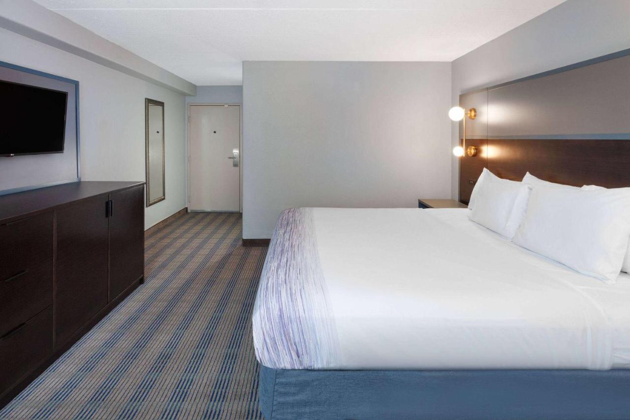 King Room - Non-Smoking at AmericInn by Wyndham Peoria
