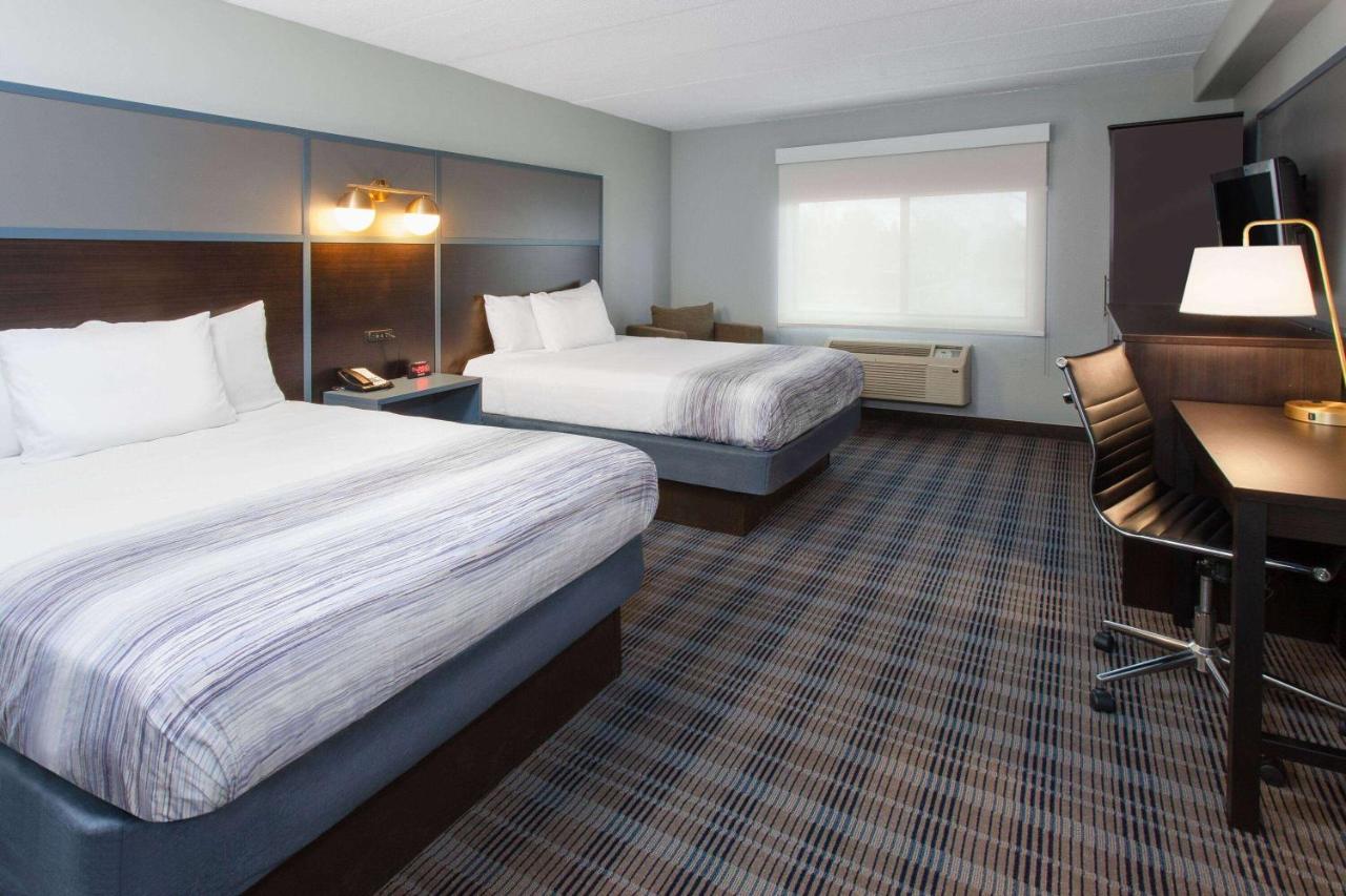 2 Queen Beds, Deluxe, Non Smoking at AmericInn by Wyndham Peoria