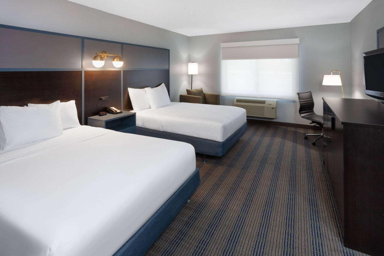 2 Queen Beds, Mobility Accessible Room, Roll-In Shower, Non-Smoking at AmericInn by Wyndham Peoria