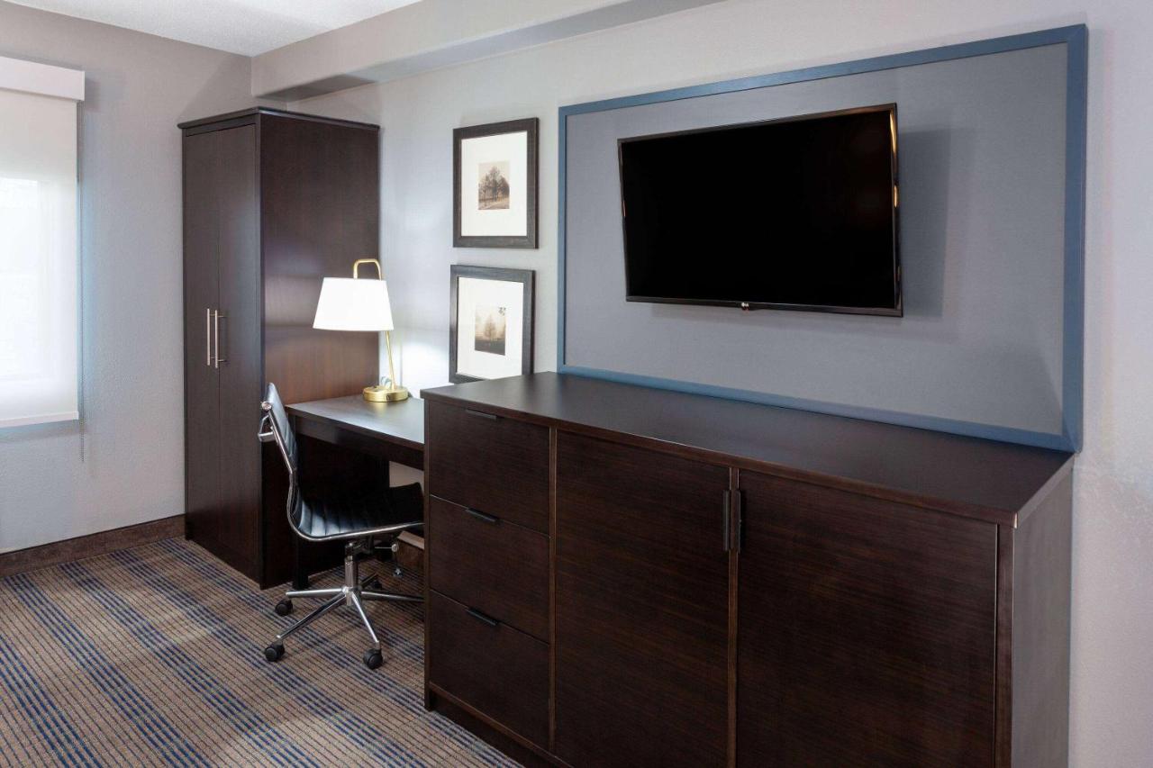 King Room - Non-Smoking at AmericInn by Wyndham Peoria