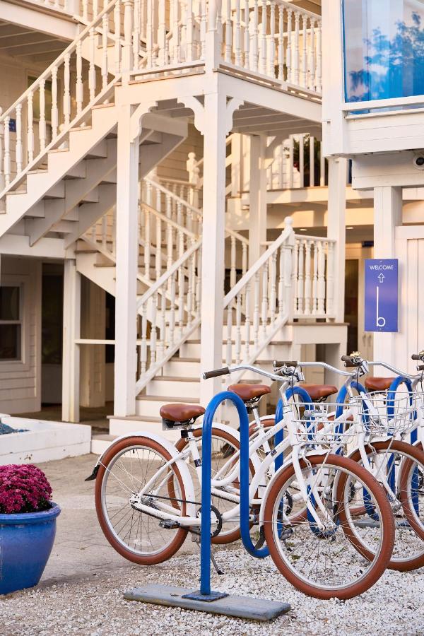 | Blue - Inn on the Beach