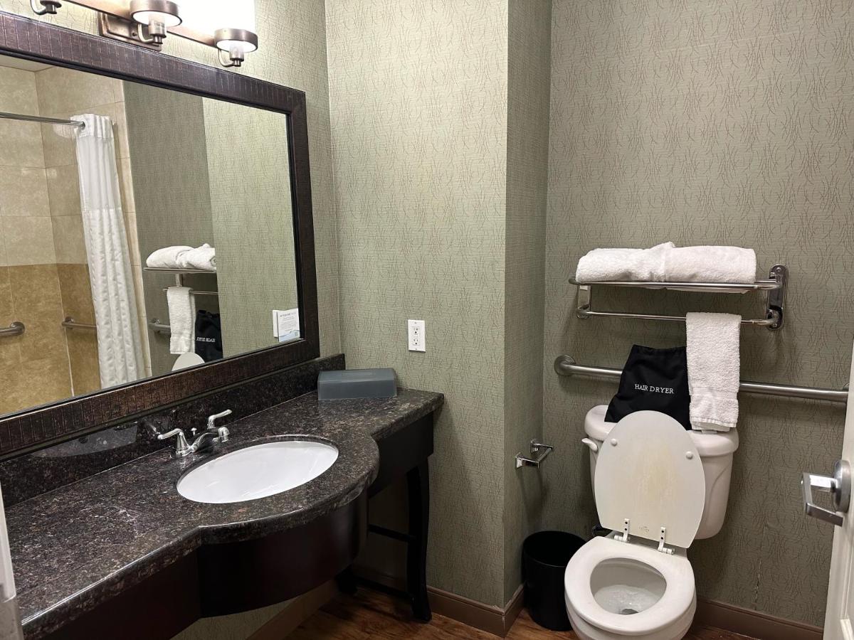 2 Queen Beds, Lake/Pool View, Non-Smoking at La Quinta Inn & Suites by Wyndham Fort Worth - Lake Worth