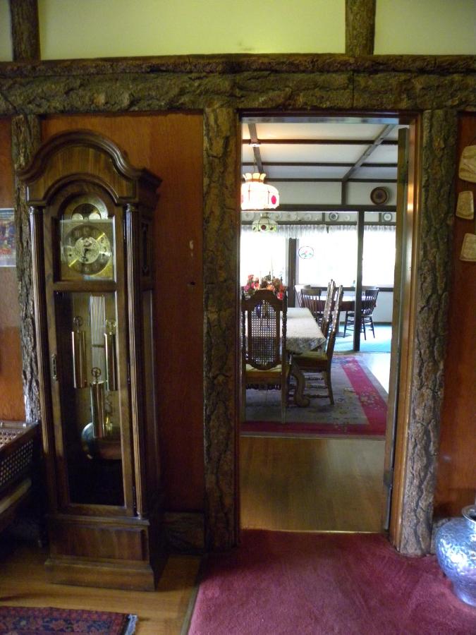 | Mount Shasta Ranch Bed and Breakfast