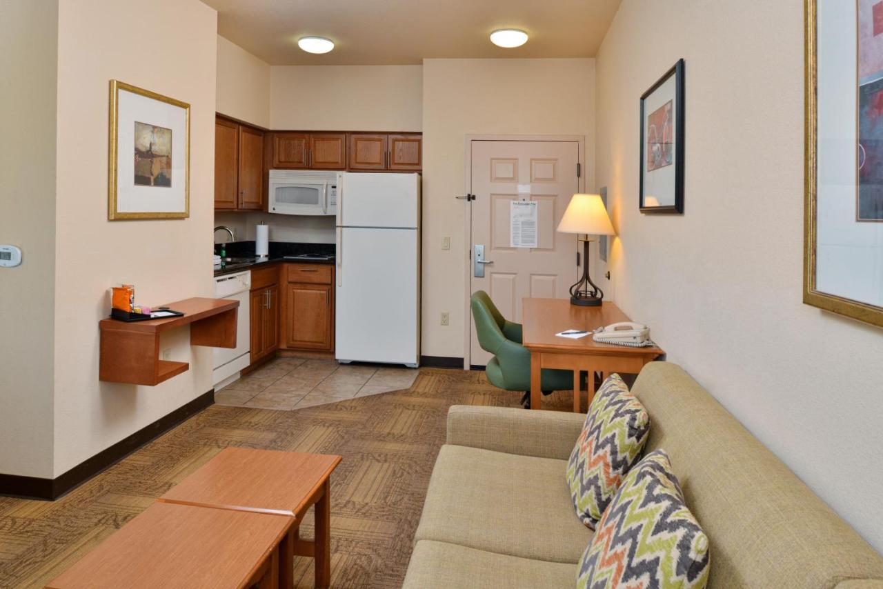 Room Selected at Check-In at Staybridge Suites Las Cruces by IHG