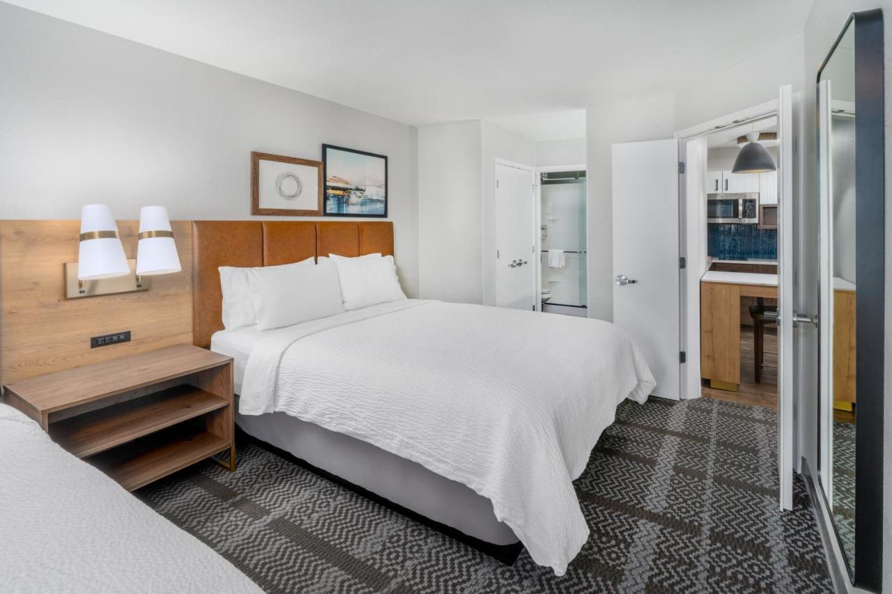  | Staybridge Suites Denver - Cherry Creek, an IHG Hotel