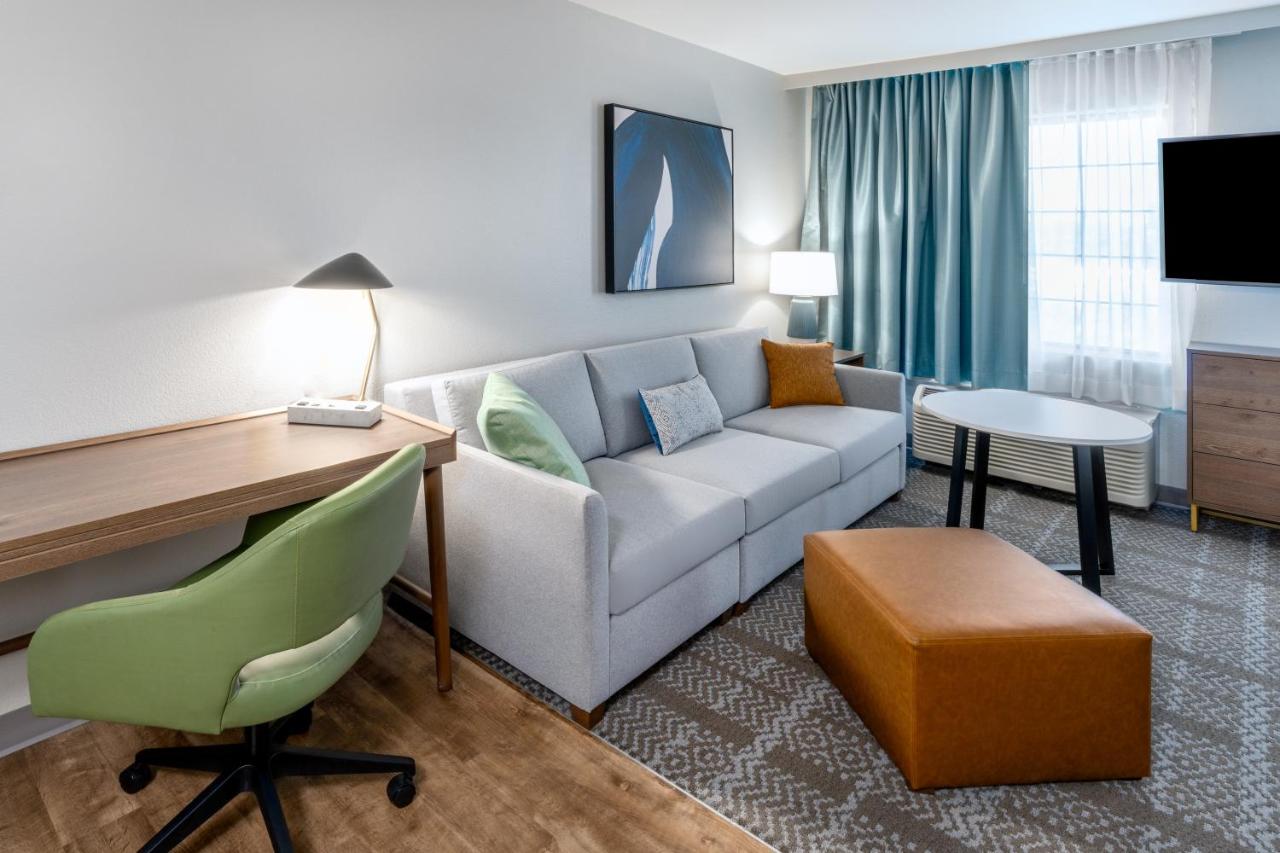 Queen Studio at Staybridge Suites Denver - Cherry Creek, an IHG Hotel
